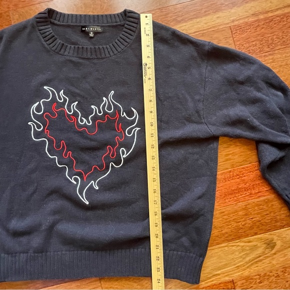 Blue Blush Black Sweater with Flame Heart Design - Picture 4 of 6